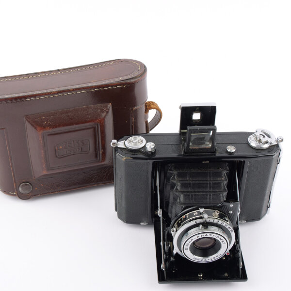 Zeiss Ikon Nettar 515/16 Novar-Anastigmat 4.5/7,5cm ASTRIX NUMBER