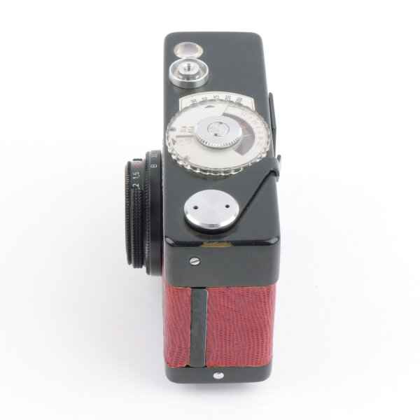 Rollei 35 B Triotar 3.5/40mm Red Snake Skin Special Order