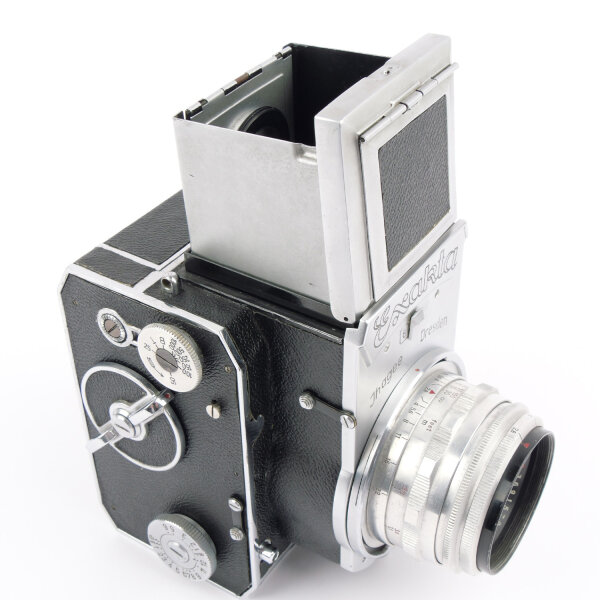 Ihagee Exakta 66 vertical Post-War w. Tessar 2.8/80mm T