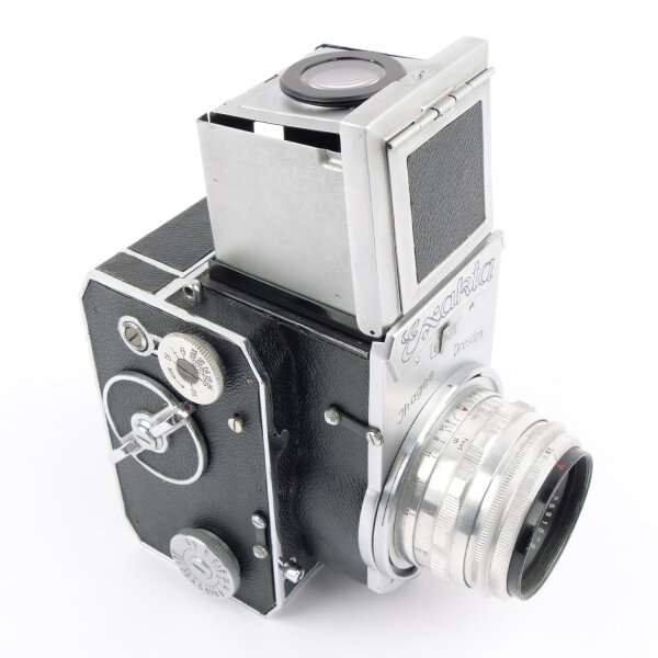 Ihagee Exakta 66 vertical Post-War w. Tessar 2.8/80mm T