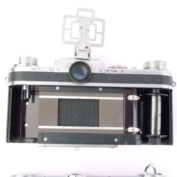 Rectaflex 1300 Standard 2500 w. Zeiss Rectaflex Biotar 2/58mm