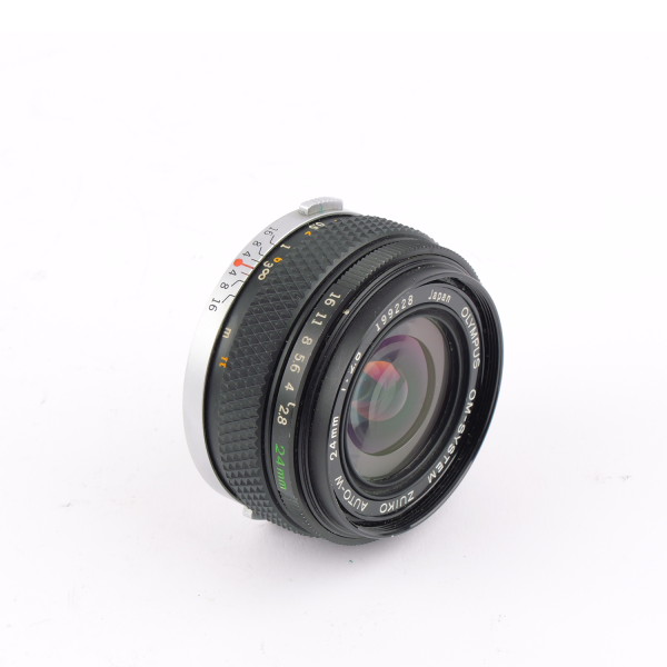 Olympus OM-1 Zuiko Auto-W 2.8/24mm NOTTESTED