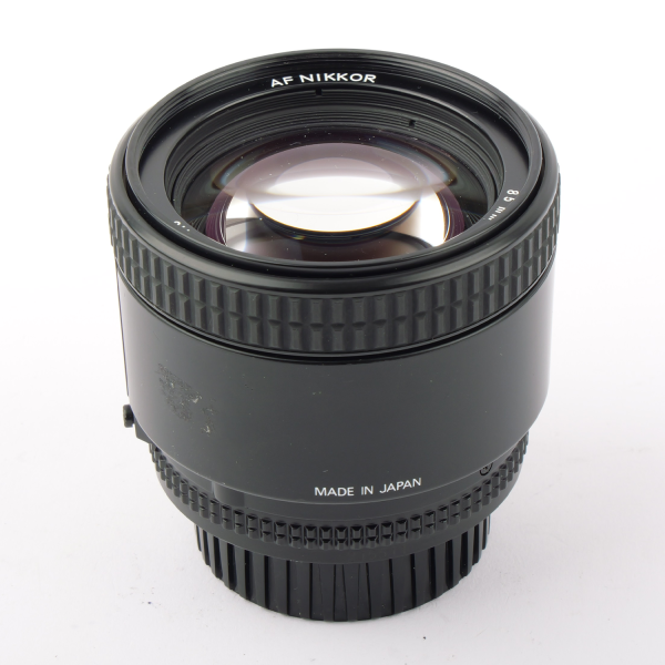 Nikon AF Nikkor 1.8/85mm D NOTTESTED