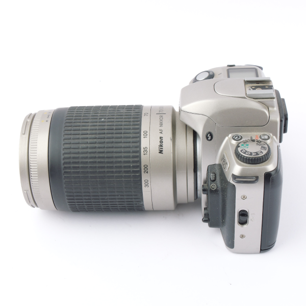 Nikon F65 Nikon AF Nikkor 4-5.6/70-300mm NOTTESTED