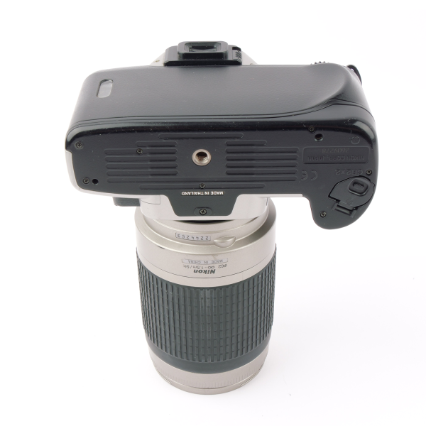 Nikon F65 Nikon AF Nikkor 4-5.6/70-300mm NOTTESTED