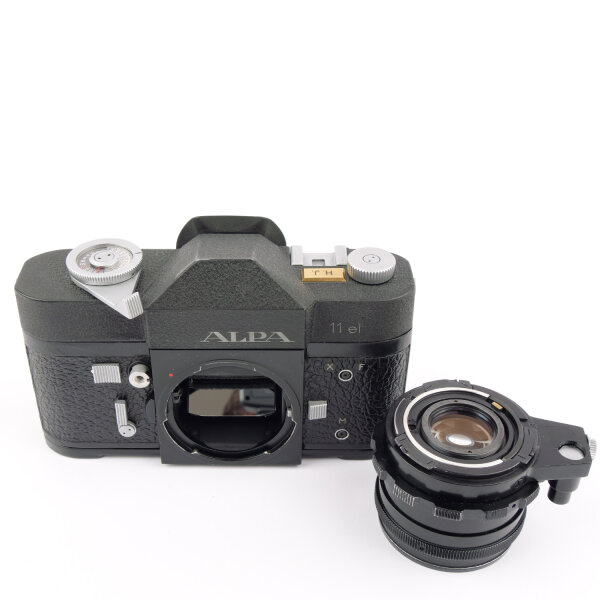 ALPA Reflex 11EL w. Macro Switar 1.9/50mm AR Black Crincle Finish