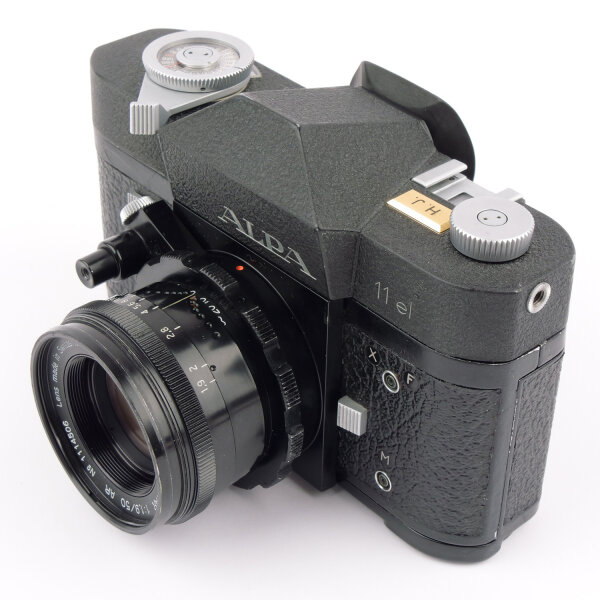 ALPA Reflex 11EL w. Macro Switar 1.9/50mm AR Black Crincle Finish