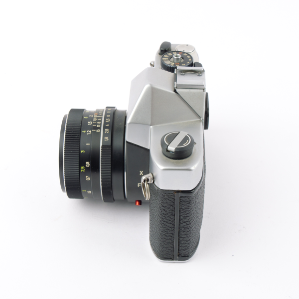 Rolleiflex SL35 Rollei-HFT Planar 1.8/50mm DEFECTIVE