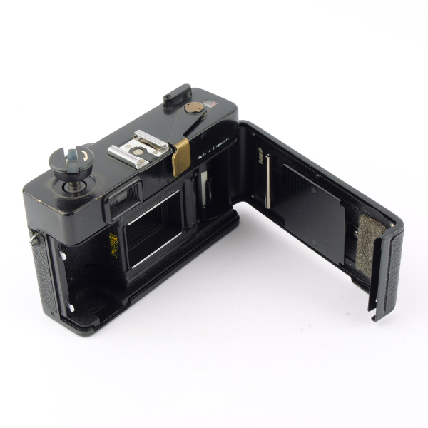 Rollei XF 35 Sonnar 2.3/40mm NOTTESTED