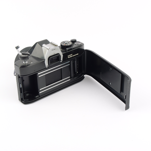 Rolleiflex SL35 Rollei-HFT Planar 1.8/50mm NOTTESTED