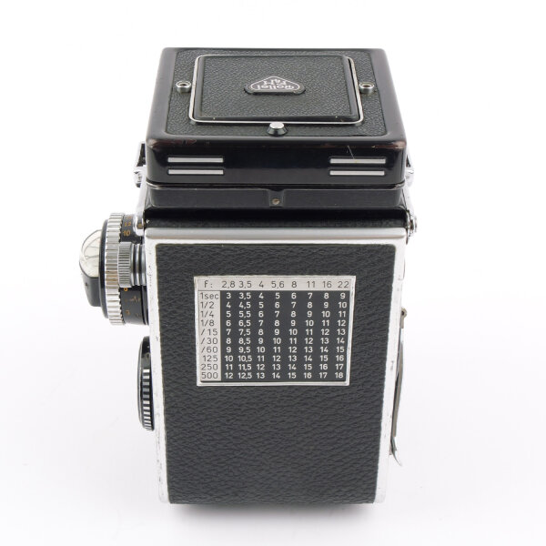 Rolleiflex 2.8F w. Planar 2.8/80mm