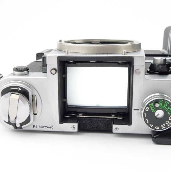 Nikon F2 Photomic A + MD-1 + MB-1 + DP-11  w. Nikkor Ai 1.4/50mm MINT