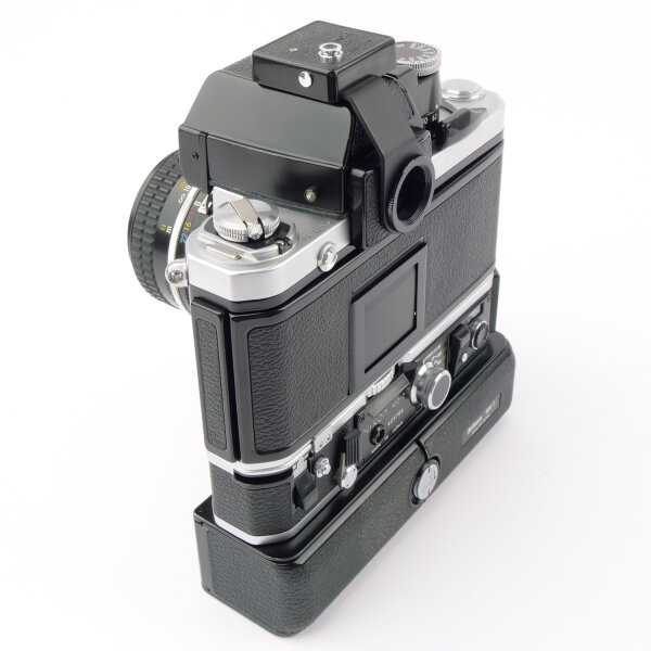 Nikon F2 Photomic A + MD-2 + MB-1 + DP-1 + DL-1 w. Nikkor Ai 1.8/50mm