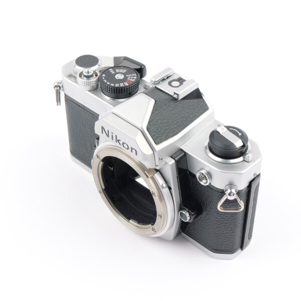 Nikon FM Chrome Body NEAR MINT