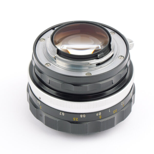 Nikon F FTN Black Paint + Motor Drive F250 + Nikkor-S 1.2/55mm Oufit