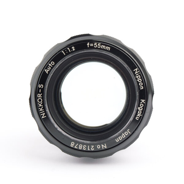 Nikon F FTN Black Paint + Motor Drive F250 + Nikkor-S 1.2/55mm Oufit