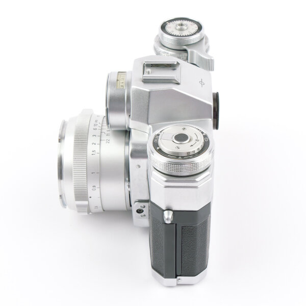 Zeiss Ikon Contarex Bullseye ,,THE 71th,, w. Planar 2/50mm