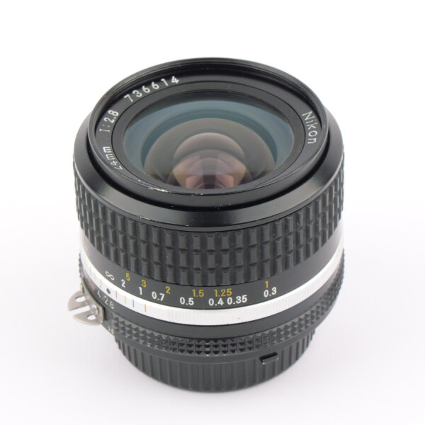 Nikon Ai-S Nikkkor 2.8/24mm