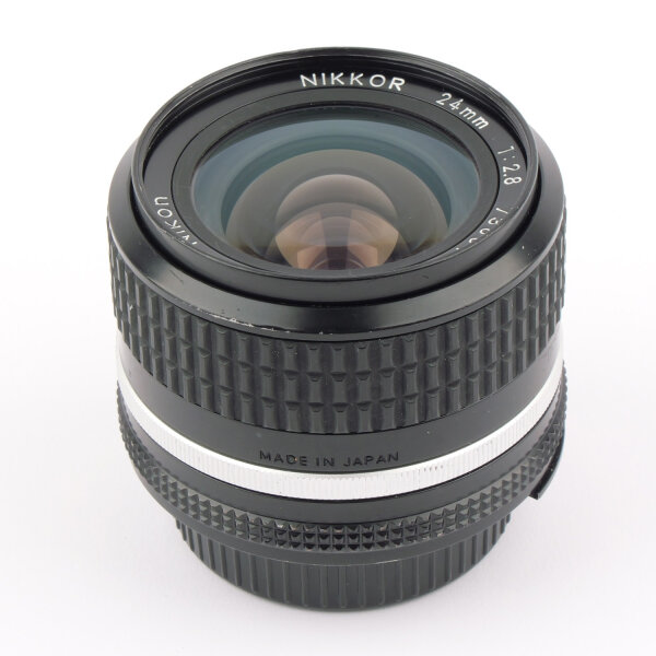 Nikon Ai-S Nikkkor 2.8/24mm