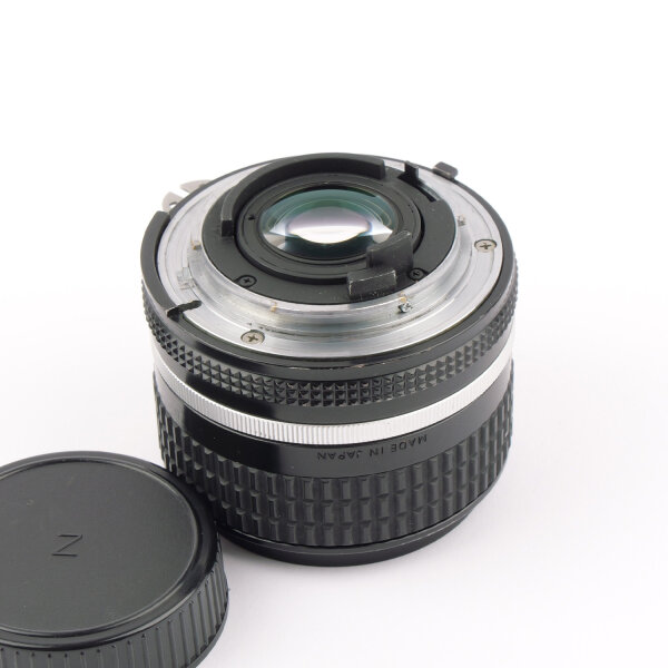 Nikon Ai-S Nikkkor 2.8/24mm