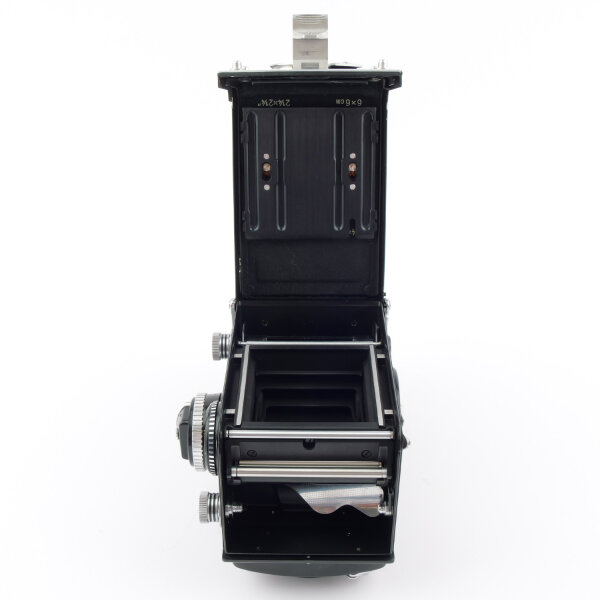 Rolleiflex 3.5F model 3 12/24 w. Planar 3.5/75 6-Element + Eye Level Prism Finder