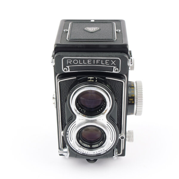 Rolleiflex T Tessar 3.5/75mm w. Hood near MINT