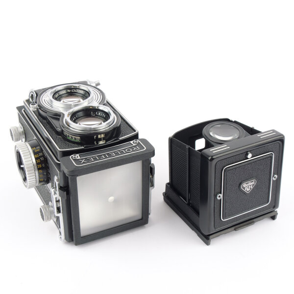 Rolleiflex T Tessar 3.5/75mm w. Hood near MINT