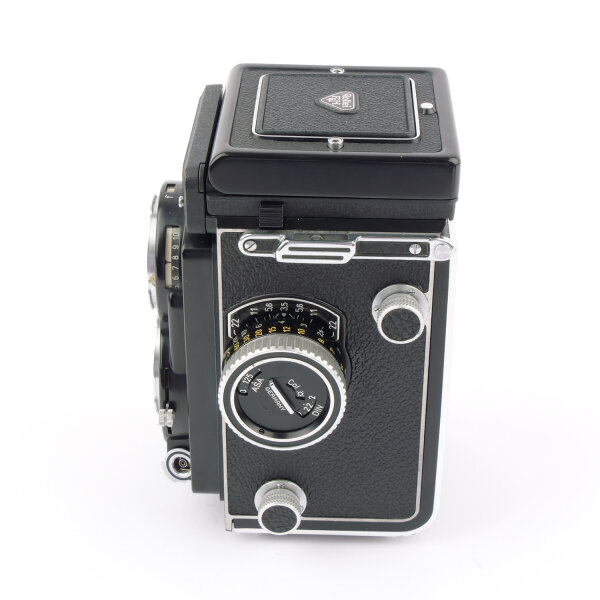 Rolleiflex T Tessar 3.5/75mm w. Hood near MINT