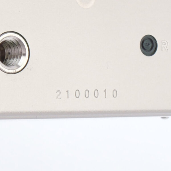 Leica Minilux Summarit 2.4/40mm 35mm Point & Shoot