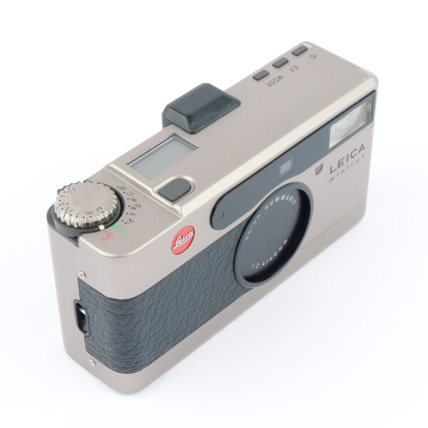 Leica Minilux Summarit 2.4/40mm 35mm Point & Shoot