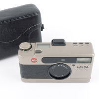 Leica Minilux Summarit 2.4/40mm 35mm Point & Shoot
