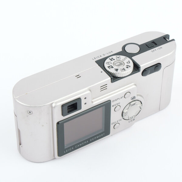 Leica D-LUX 18237 First Gen Digital Camera