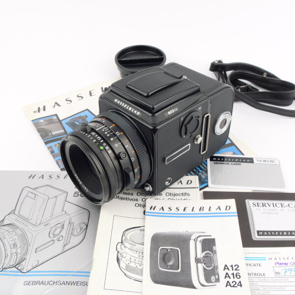 Hasselblad 503cx Black w. CF Planar 2.8/80 T* A12 MINT