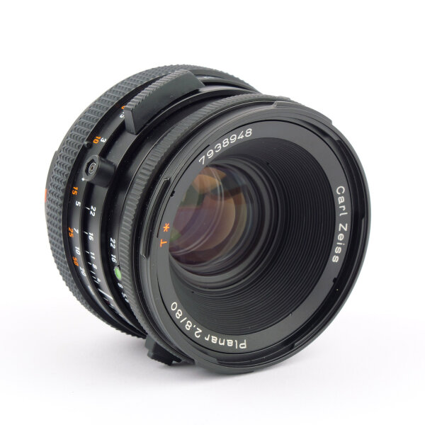 Hasselblad 503cx Black w. CF Planar 2.8/80 T* A12 MINT
