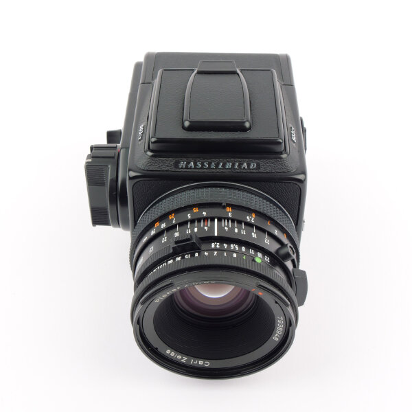 Hasselblad 503cx Black w. CF Planar 2.8/80 T* A12 MINT