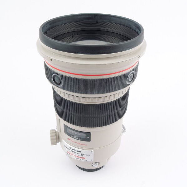 Canon EF 2/200mm L IS USM w. Case MINT