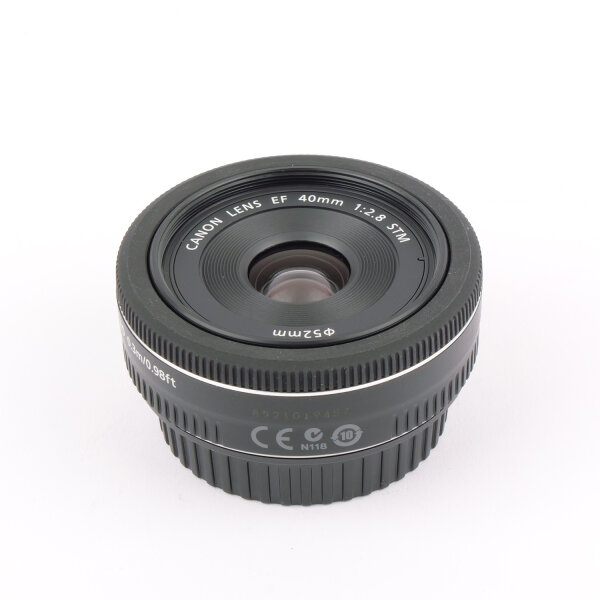 Canon EF 2.8/40mm STM Pancake
