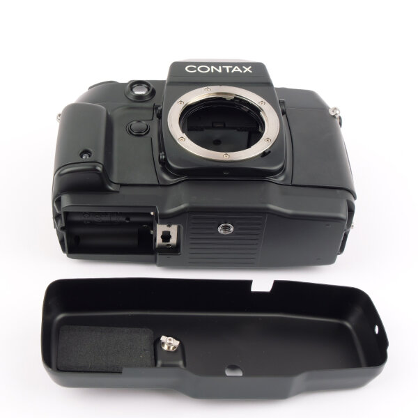 Contax AX SLR Body