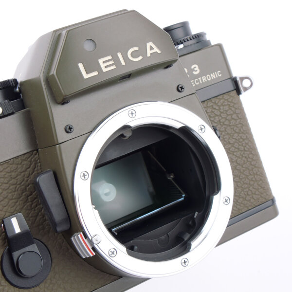 Leica R3 Electronic Safari w. Summilux 1.4/50mm Safari MINT NOS OUTFIT