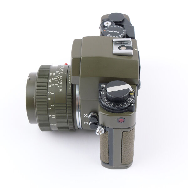 Leica R3 Electronic Safari w. Summilux 1.4/50mm Safari MINT NOS OUTFIT