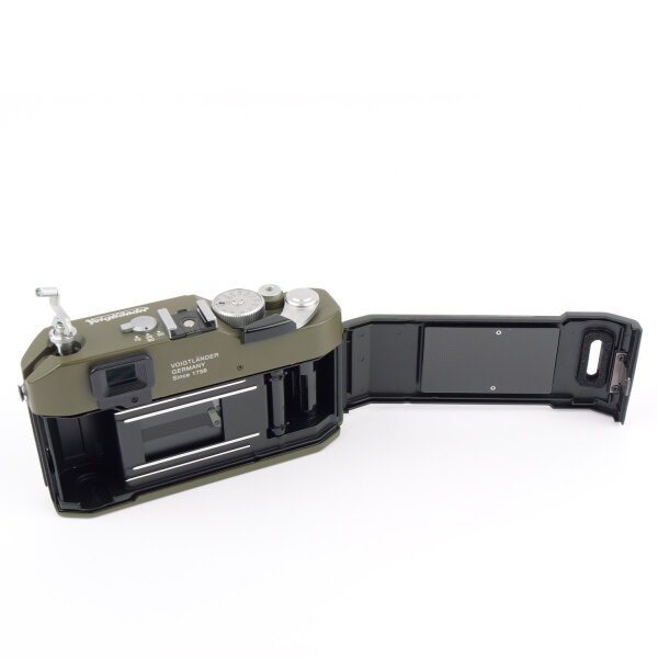 Voigtländer Bessa-R2 Olive Rangefinder BOXED