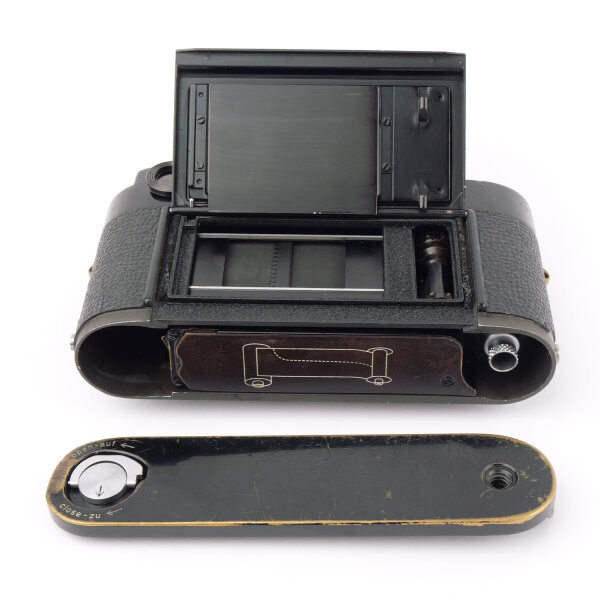 Leica M2 Black Paint 1963 Original Black Paint