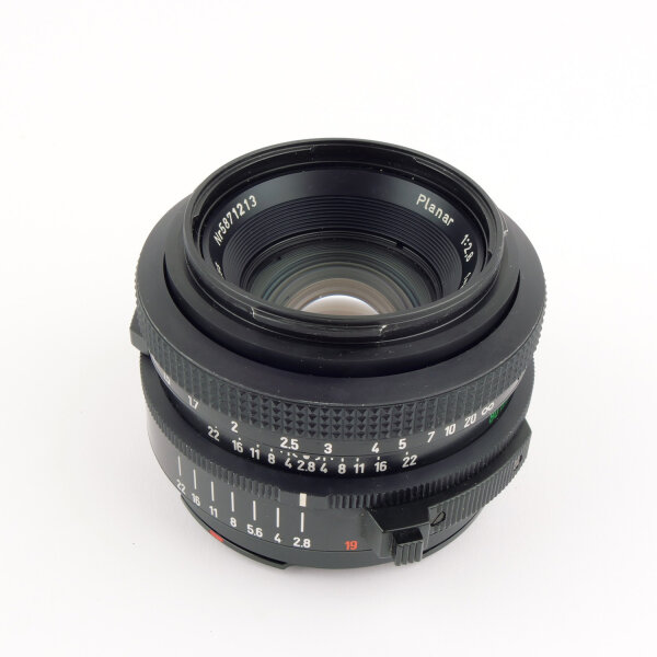Hasselblad 2000FC w. Planar F 2.8/80mm A12