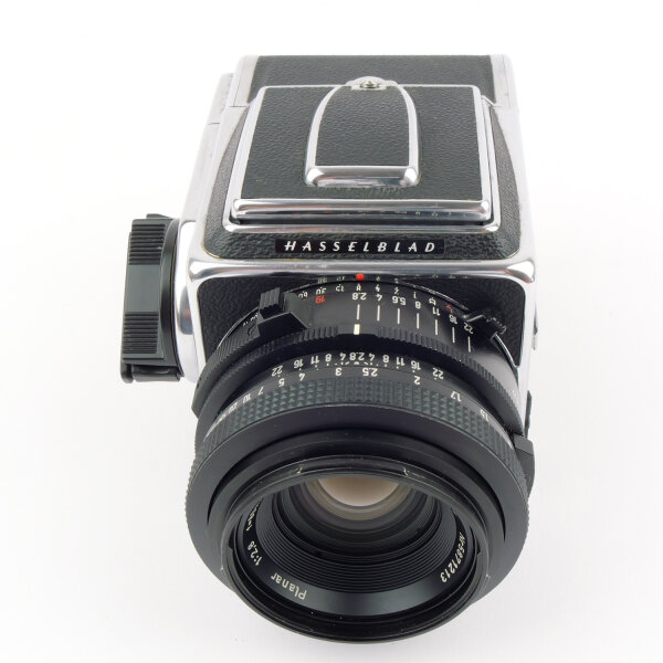 Hasselblad 2000FC w. Planar F 2.8/80mm A12
