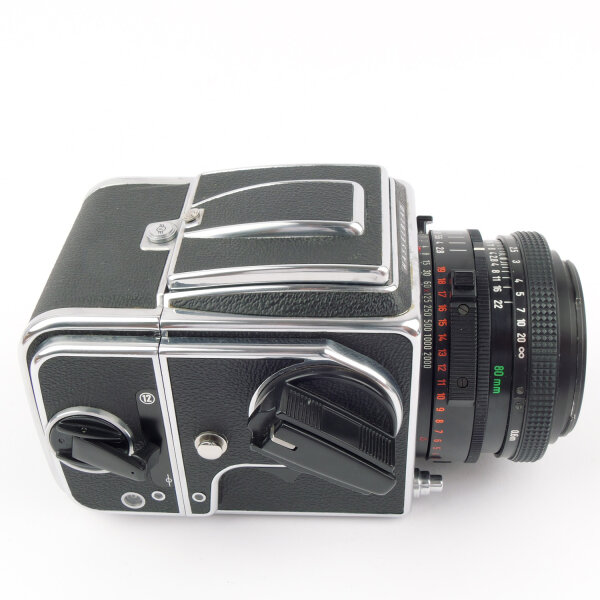 Hasselblad 2000FC w. Planar F 2.8/80mm A12