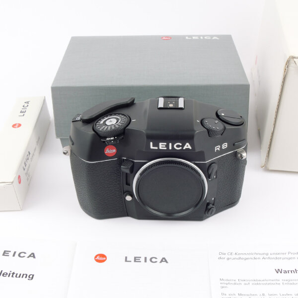 Leica R8 10081 SLR NEAR MINT BOXED