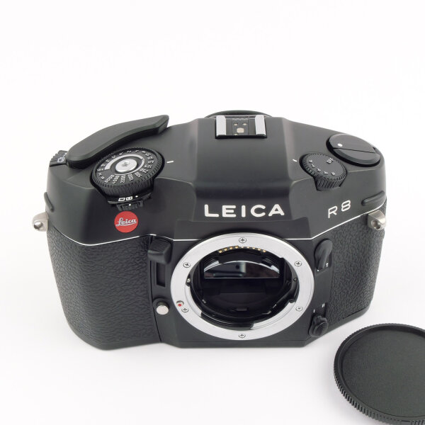 Leica R8 10081 SLR NEAR MINT BOXED