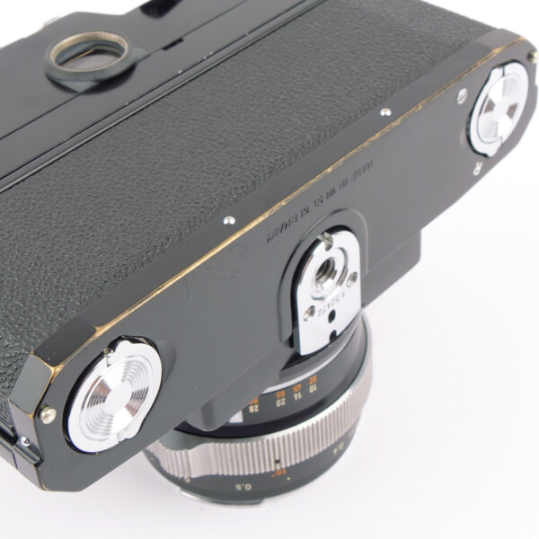 Zeiss Contarex Super Black Paint last version w. Planar 2/50mm