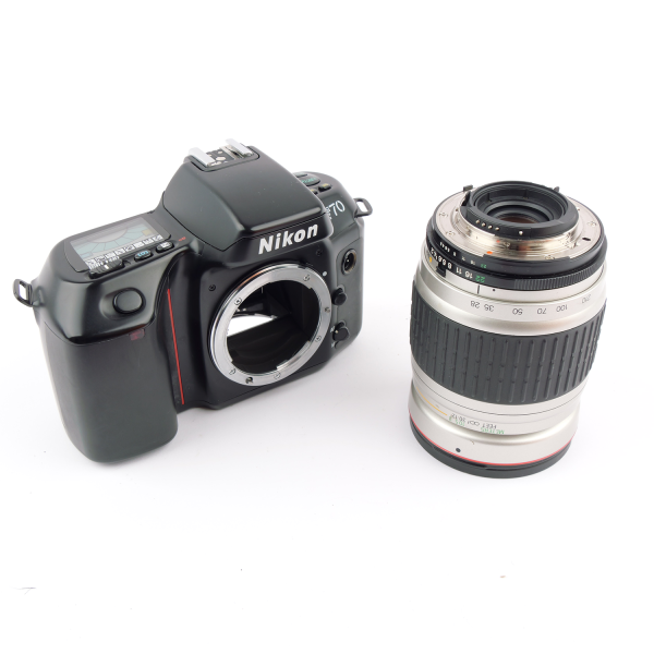 Nikon F70 APO-ZOOMAR 28-210mm  NOTTESTED