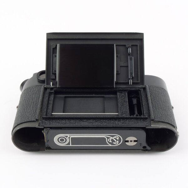 Leica M4-P 10415 Rangefinder NEAR MINT CLA